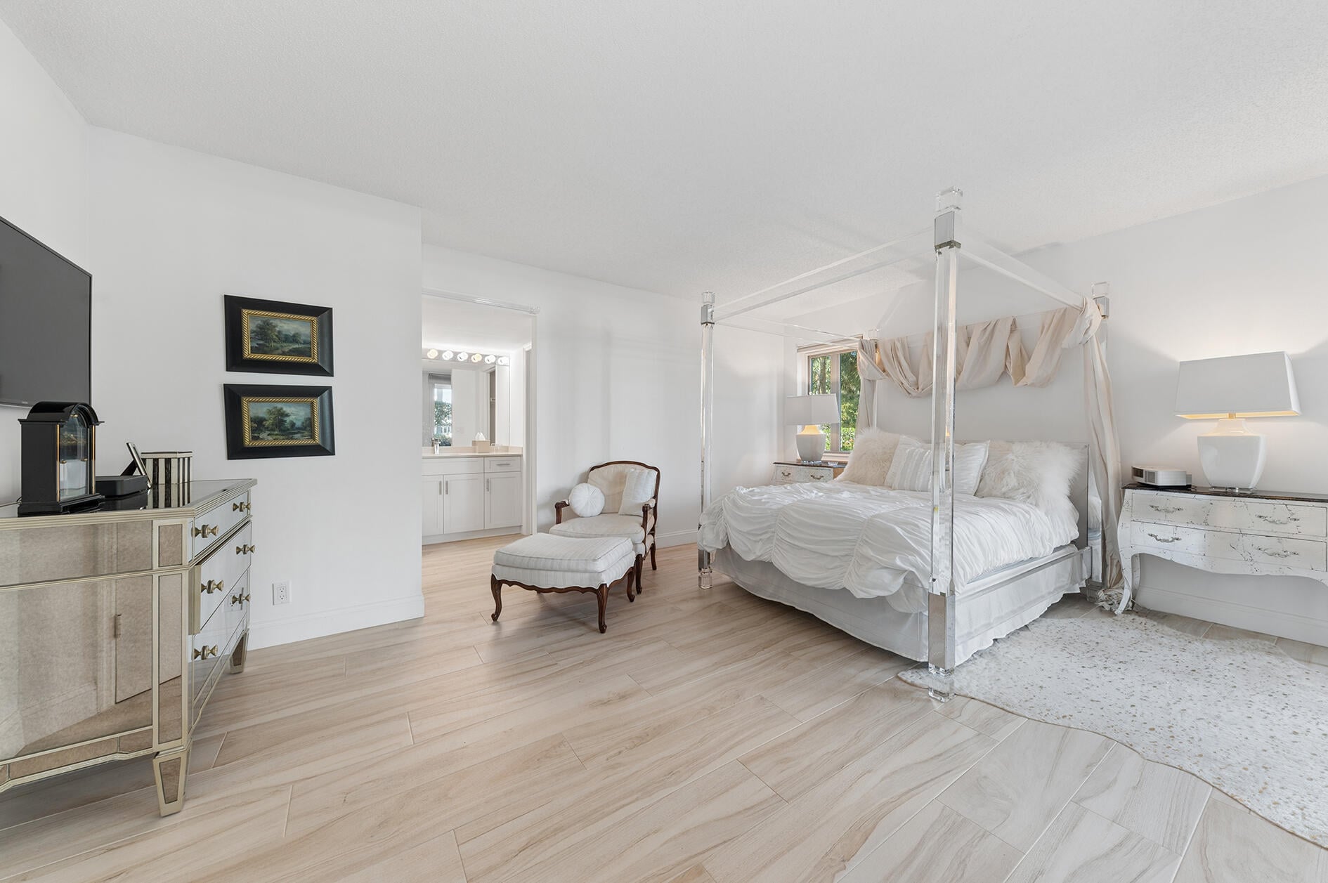 Mizner Court Unit 102 photo 11