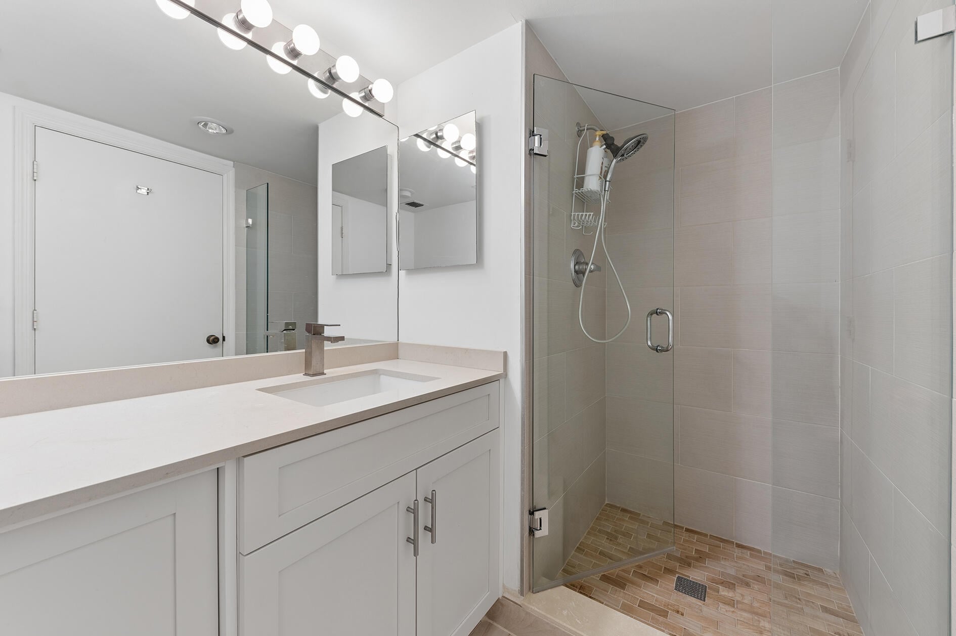 Mizner Court Unit 102 photo 15