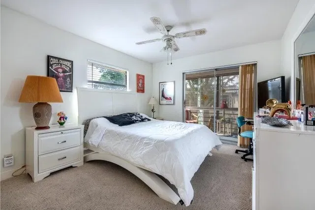 Residence photo 17