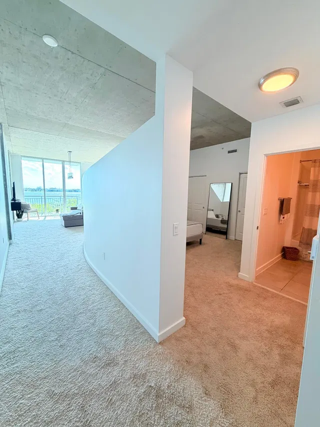 The Edge Unit 308 photo 25