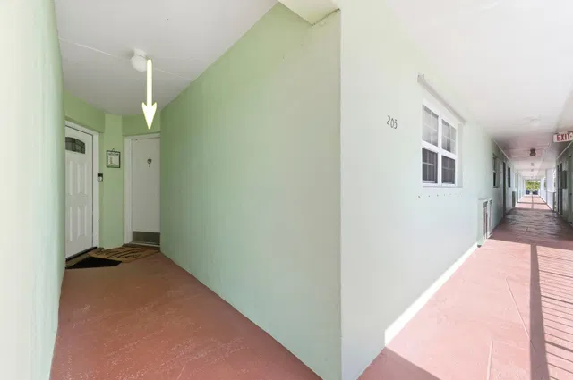  Unit 205 photo 5
