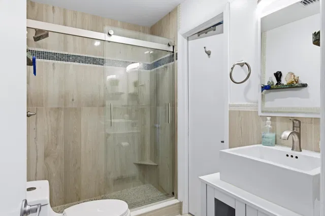  Unit 205 photo 17