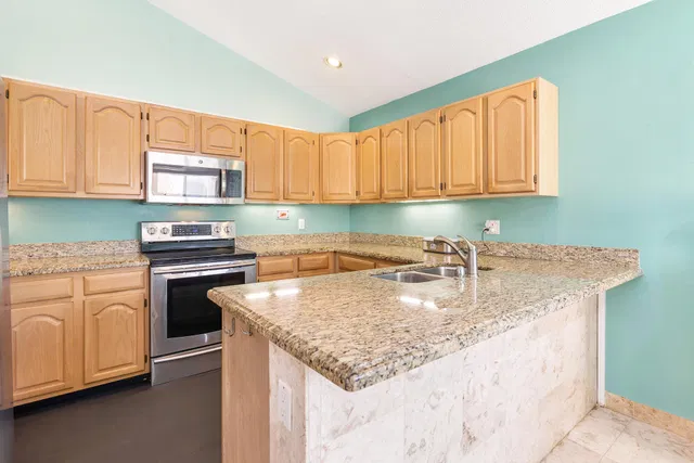  Residence photo 10
