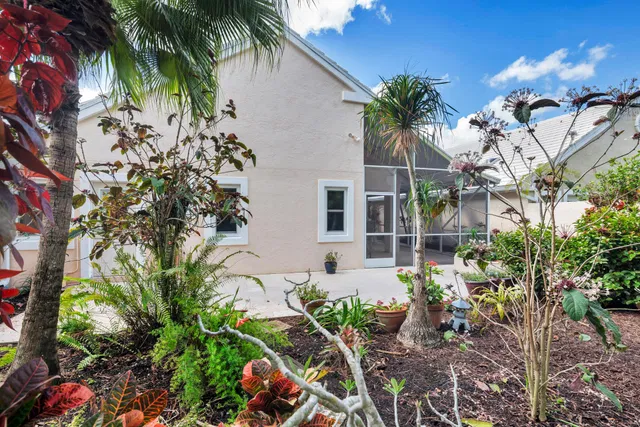  Residence photo 28