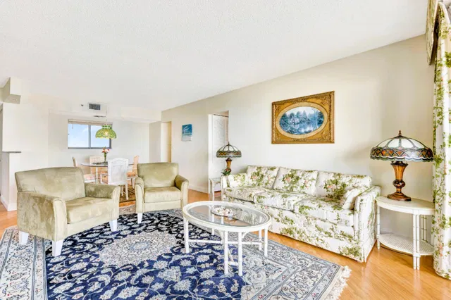 Ocean Trail Jupiter Unit 1008 photo 17