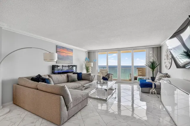 Boca Raton Unit 1004 photo 8