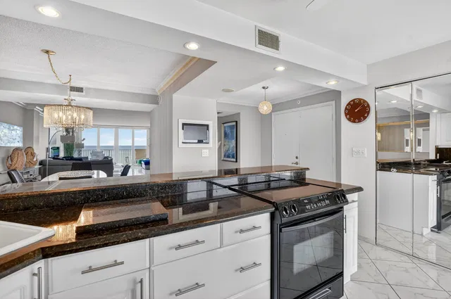 Boca Raton Unit 1004 photo 14