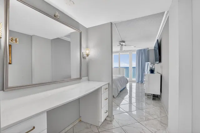 Boca Raton Unit 1004 photo 25