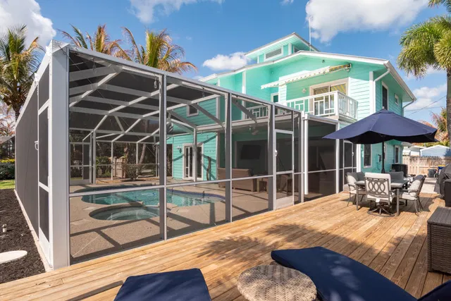 Rocky Point Residence photo 9