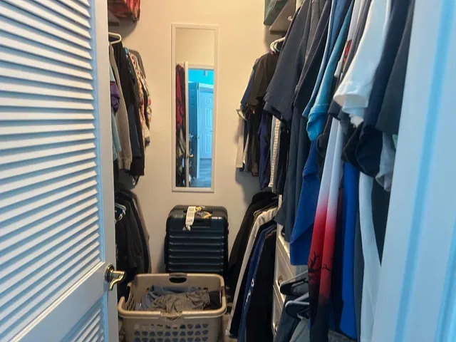 Residence photo 24