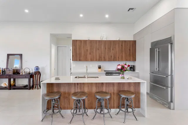 Residence photo 6