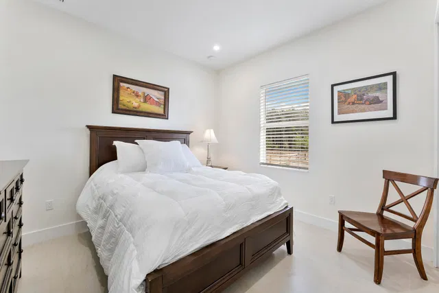 Residence photo 20