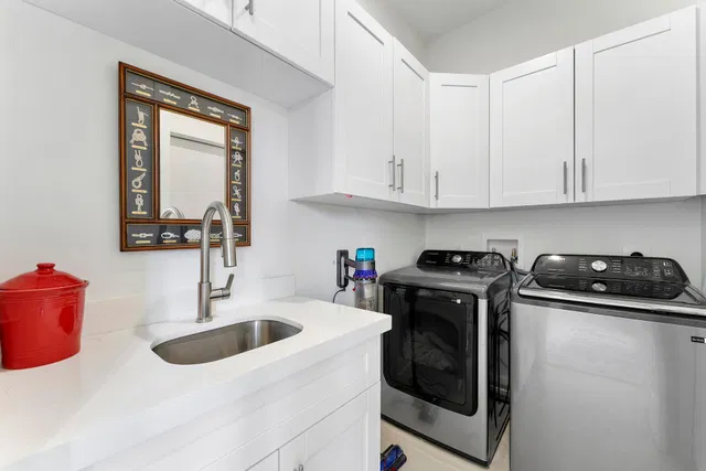 Residence photo 26