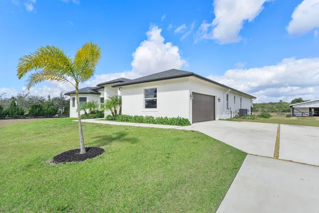 Residence photo 37