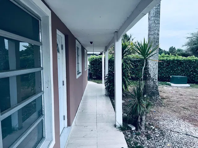 Residence photo 13
