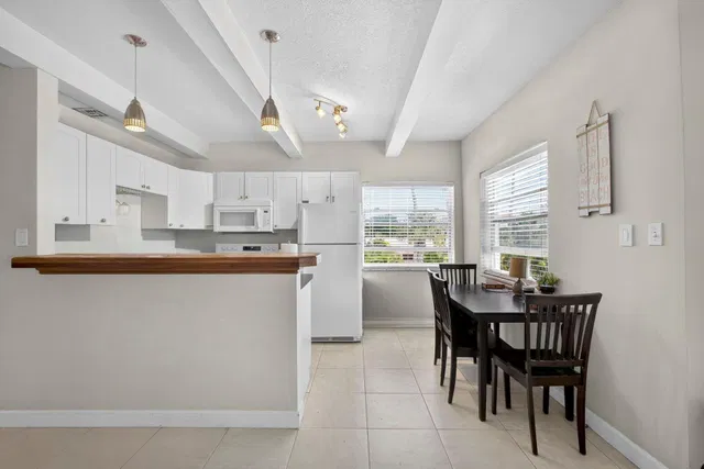 Singer Island Residence photo 13