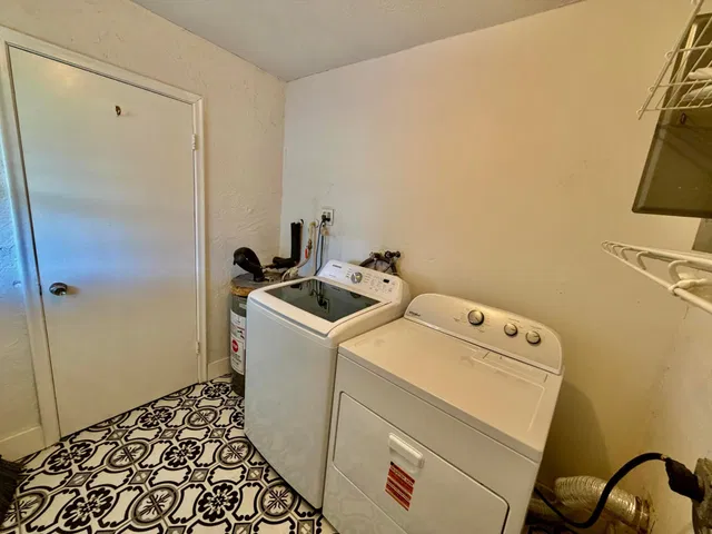 Residence photo 13