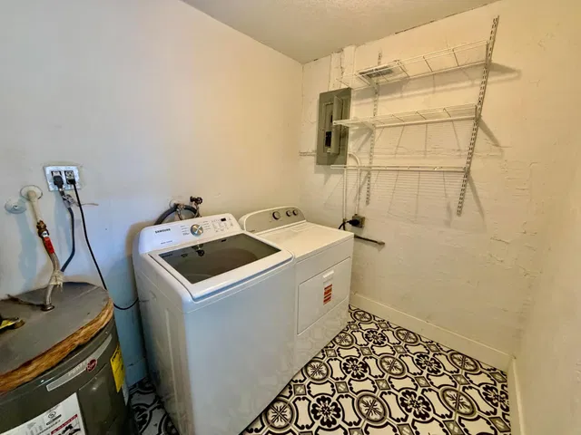 Residence photo 14