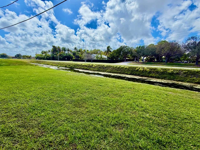 Residence photo 19