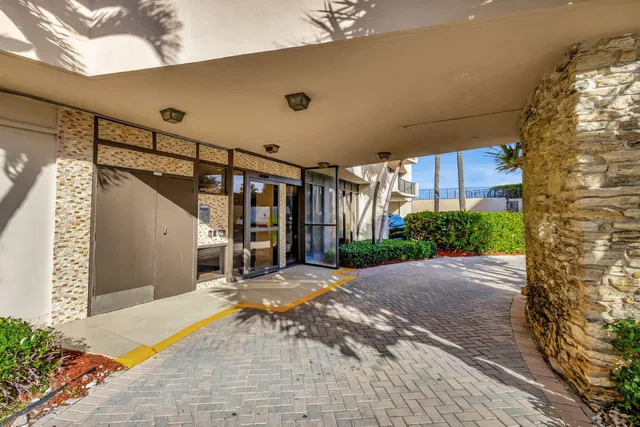 Singer Island Unit 1-406 photo 20