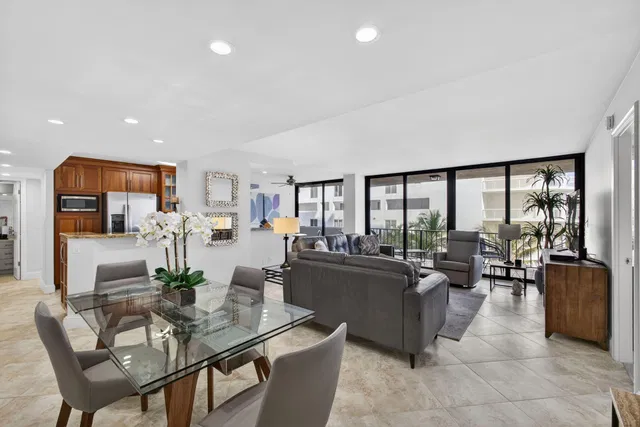 Singer Island Unit 1-406 photo 28