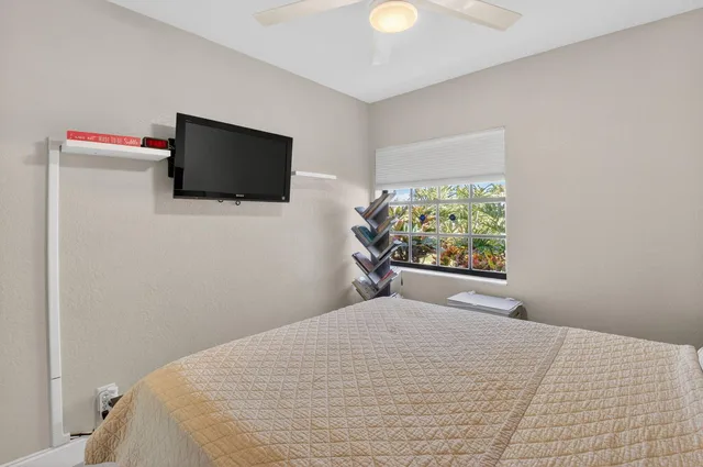 Residence photo 20