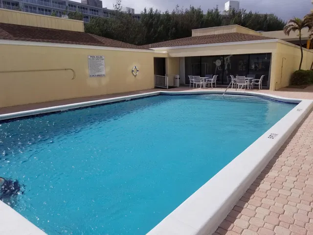  Unit 114 photo 6
