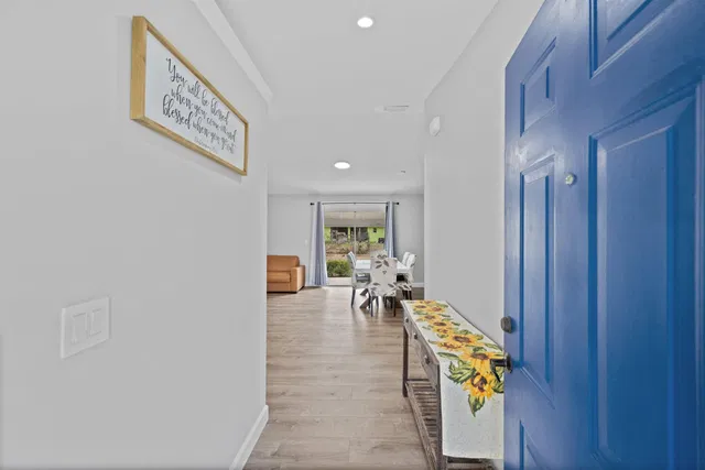  Residence photo 8