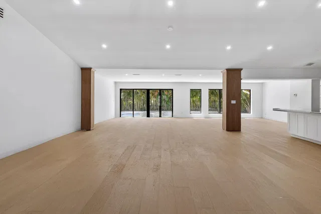 West Palm Beach Residence photo 12