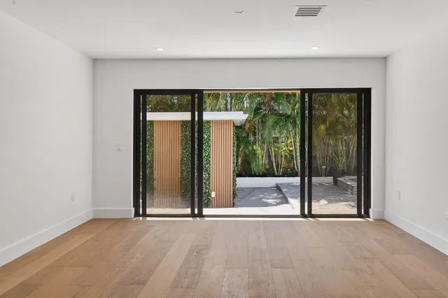 West Palm Beach Residence photo 22