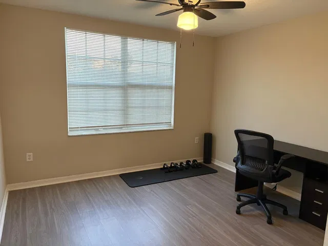 Unit 204 photo 6
