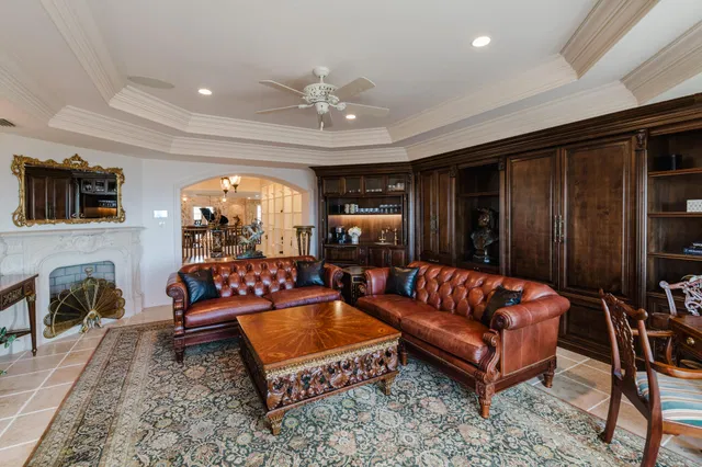 Residence photo 38