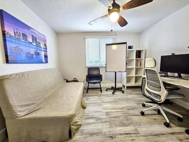 Residence photo 15