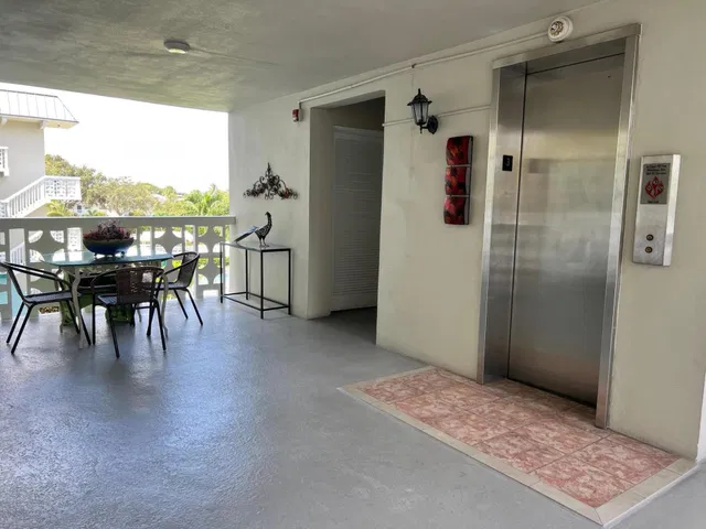 Unit 308 photo 23