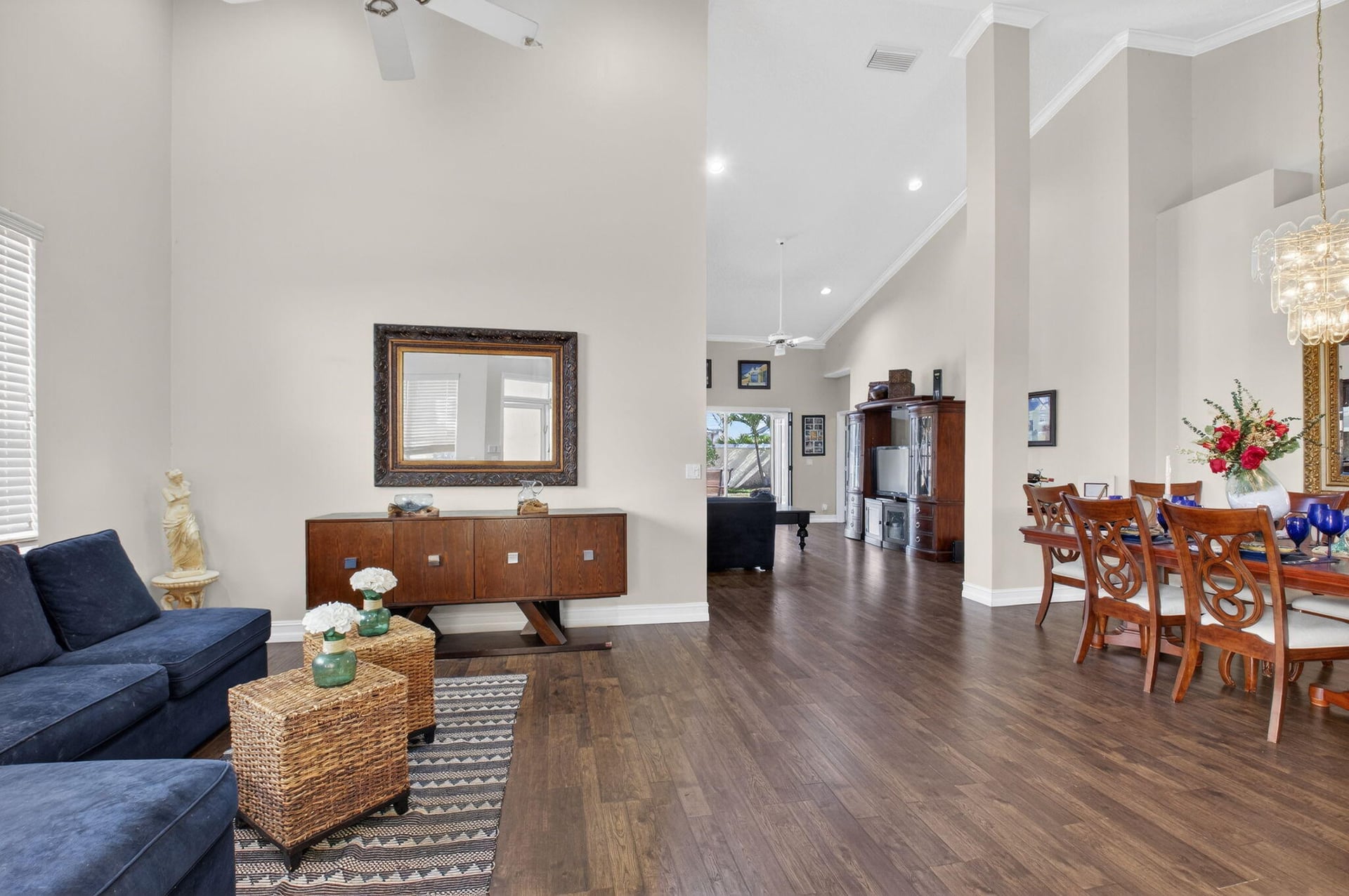  Residence photo 6