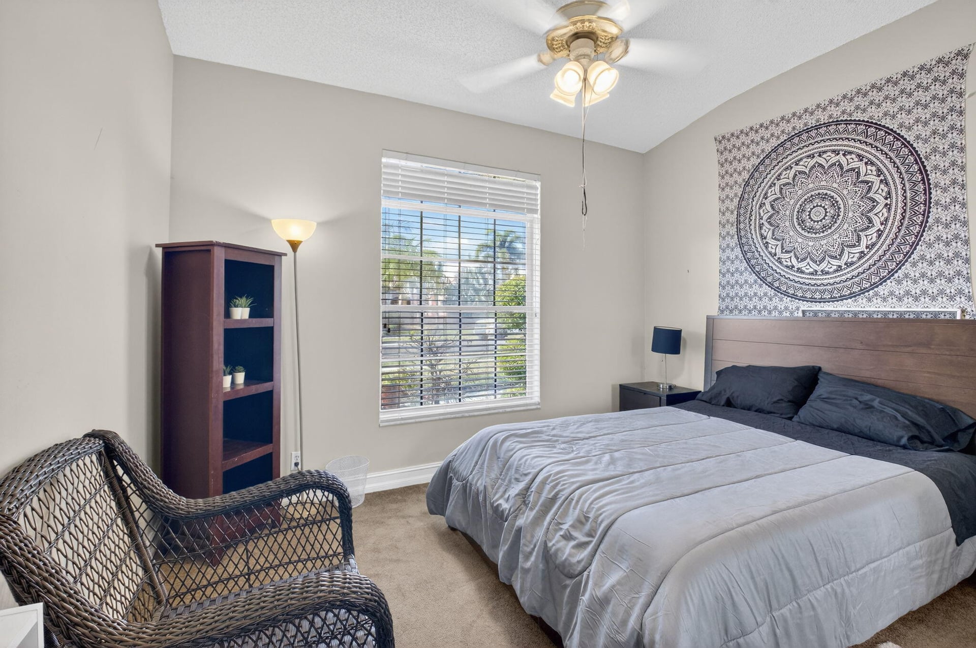  Residence photo 36