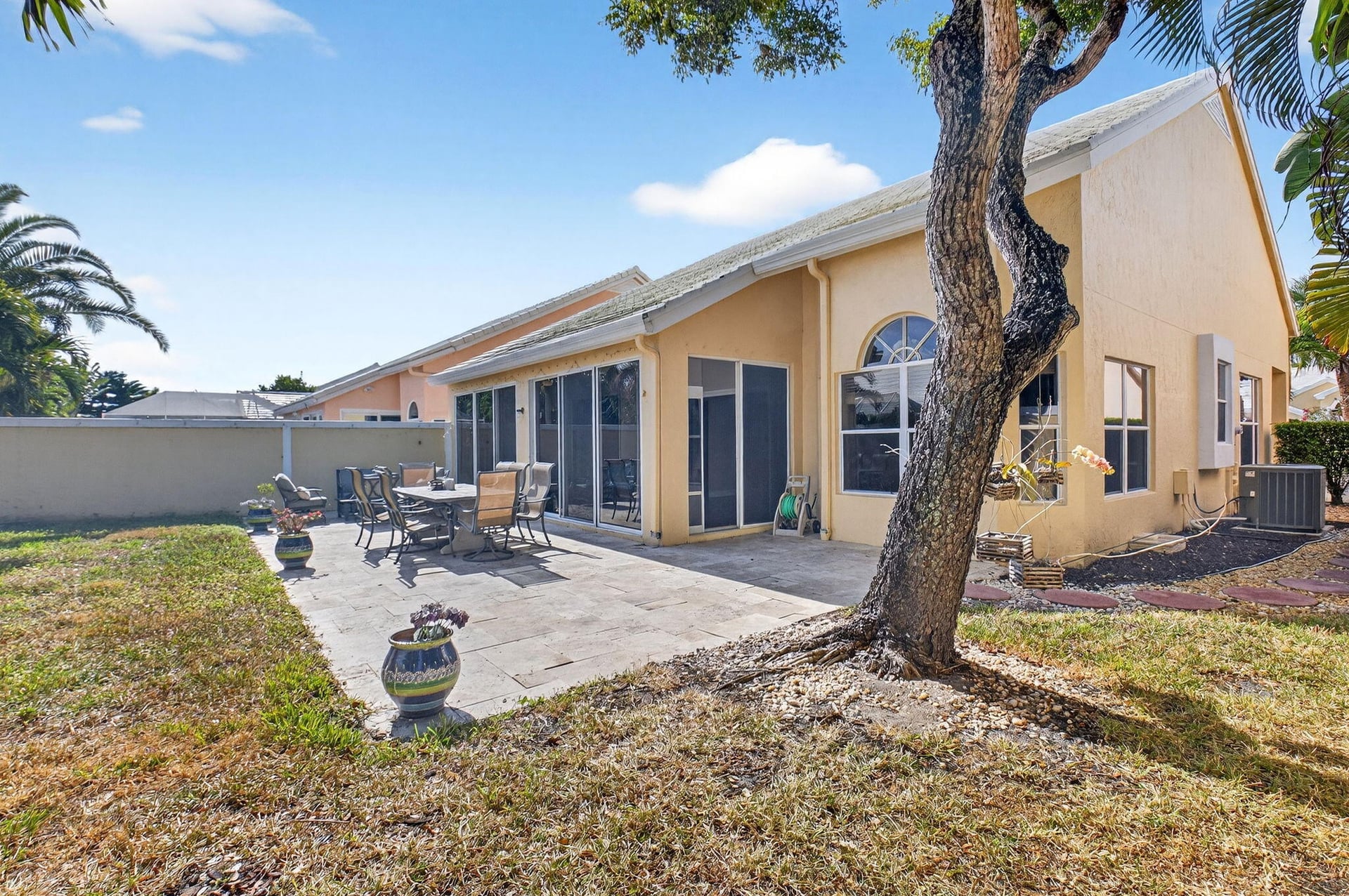  Residence photo 47