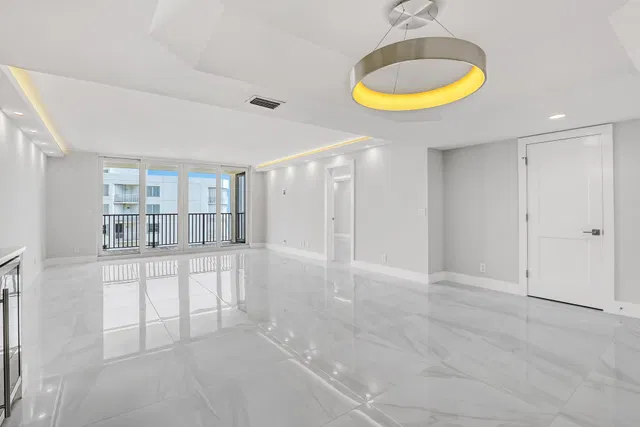 Unit 508 photo 26