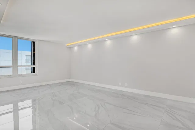 Unit 508 photo 35