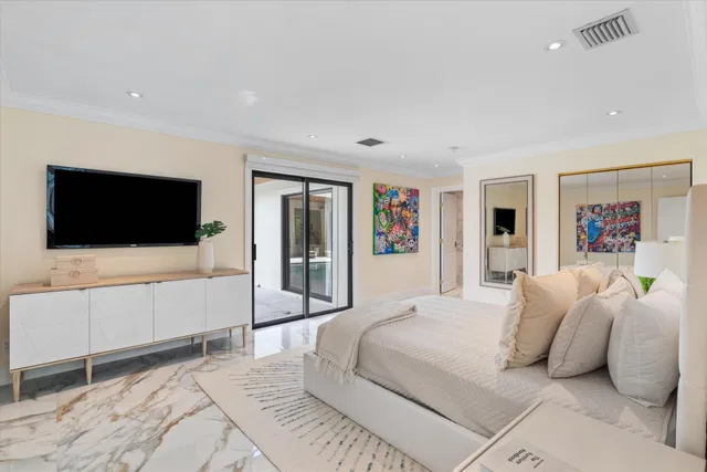 Residence photo 15