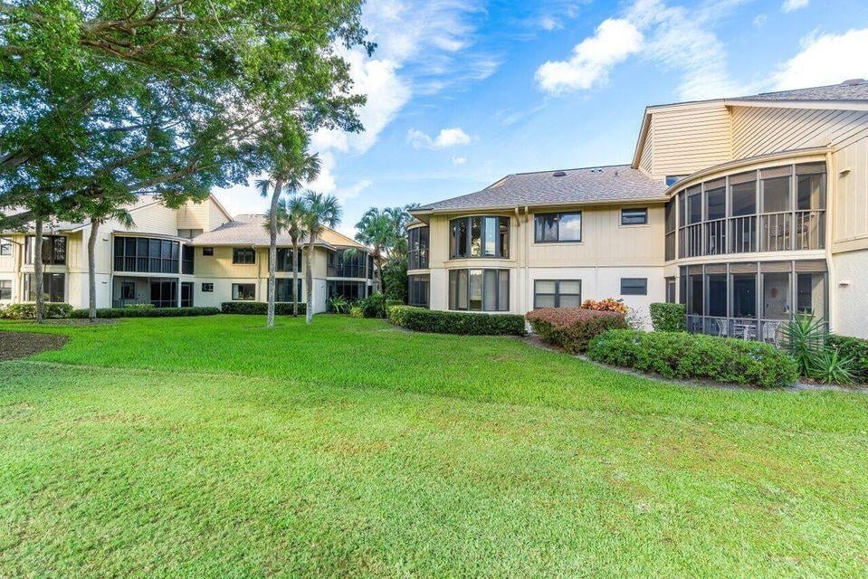 Jonathan's Landing Jupiter FL Unit 217 photo 30