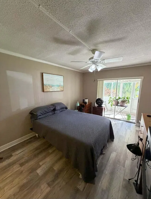 Unit 107 photo 9