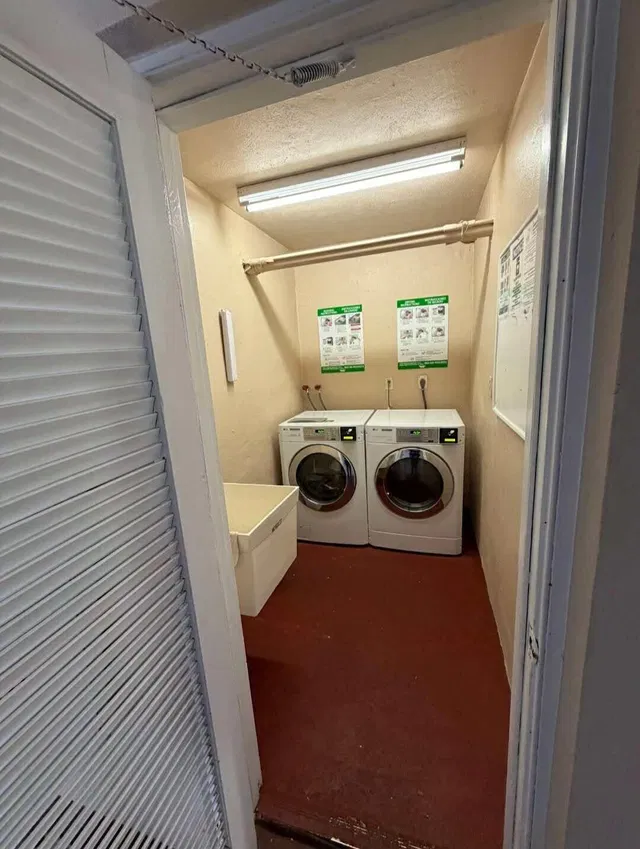 Unit 107 photo 21