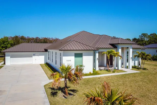 Residence photo 5