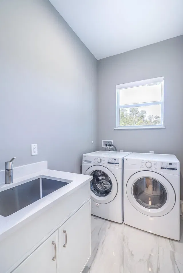 Residence photo 15