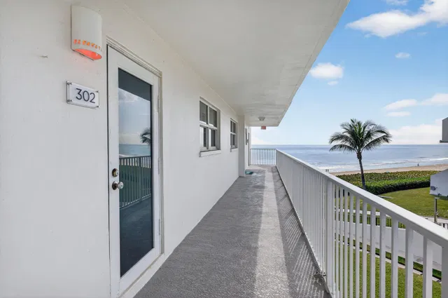 Sea Gate Palm Beach Unit 302 photo 3