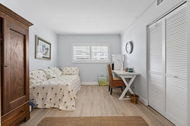 Sea Gate Palm Beach Unit 302 photo 8