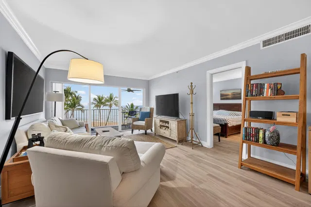 Sea Gate Palm Beach Unit 302 photo 18