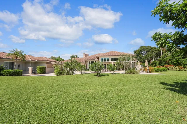 Frenchman's Creek Residence photo 3