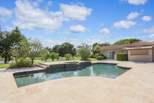 Frenchman's Creek Residence photo 12